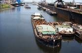 MS-Altentrepow 1990 im Industriehafen von Magdeburg mit einer Ladung Schrott nach Frankreich