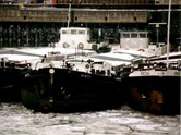 MS-Denisa (ex Magdeburg) hier mit den Schwesterschiffen - links Königstein / rechts Riesa noch mit der Kennung des Eigners "Schlösser & Wetter)