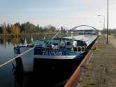 am 02.11.2014 - warten auf die Bergung des MS-Rothensee im MLK