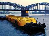 DBR-Prahm 4305 als Eventschiff "bodytravel" 2002