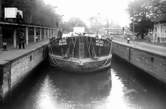 MS-Wildau in der Schleuse Fürstenwalde / am Bug die Koppeltaue